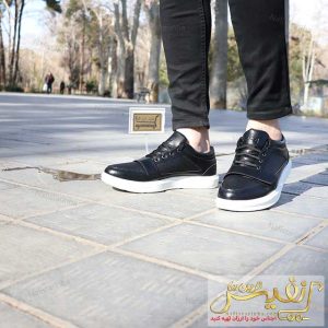 کتونی مشکی zara زیره سفید چسبی و بتد دار