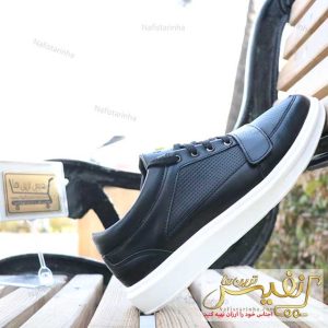 کتونی مشکی zara زیره سفید چسبی و بتد دار